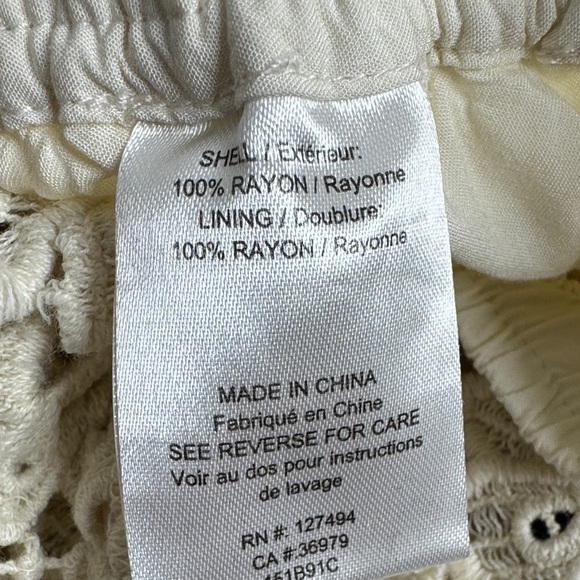 Anthropologie Elevenses Filigree Ivory Lace Shorts Size M - Picture 4 of 11